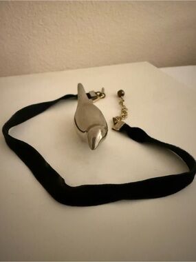 Black velvet chocker